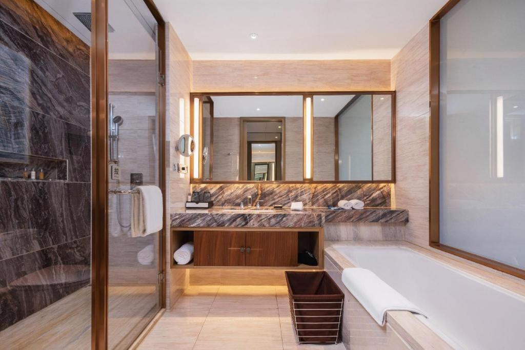 שיאנגיאנג The Qube Hotel Xiangyang מראה חיצוני תמונה