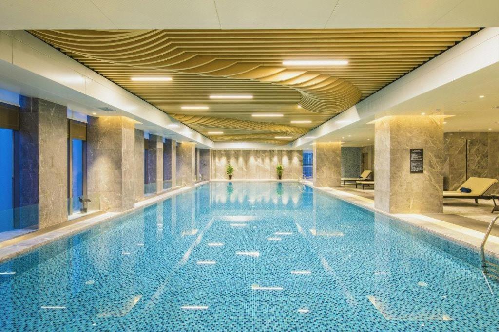שיאנגיאנג The Qube Hotel Xiangyang מראה חיצוני תמונה