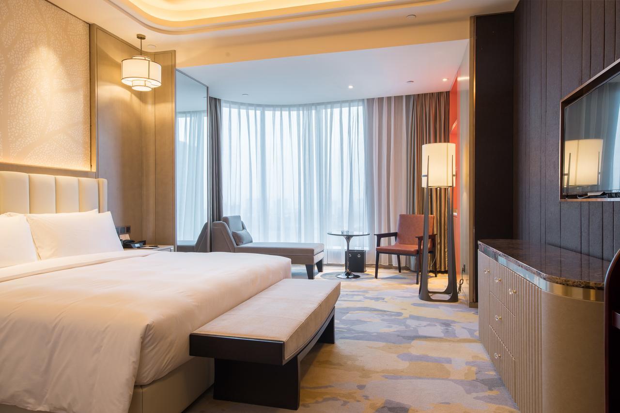 שיאנגיאנג The Qube Hotel Xiangyang מראה חיצוני תמונה